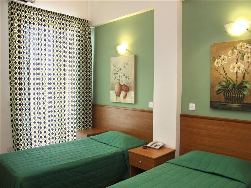 Crown Inn Hotel Nikozja Zewnętrze zdjęcie