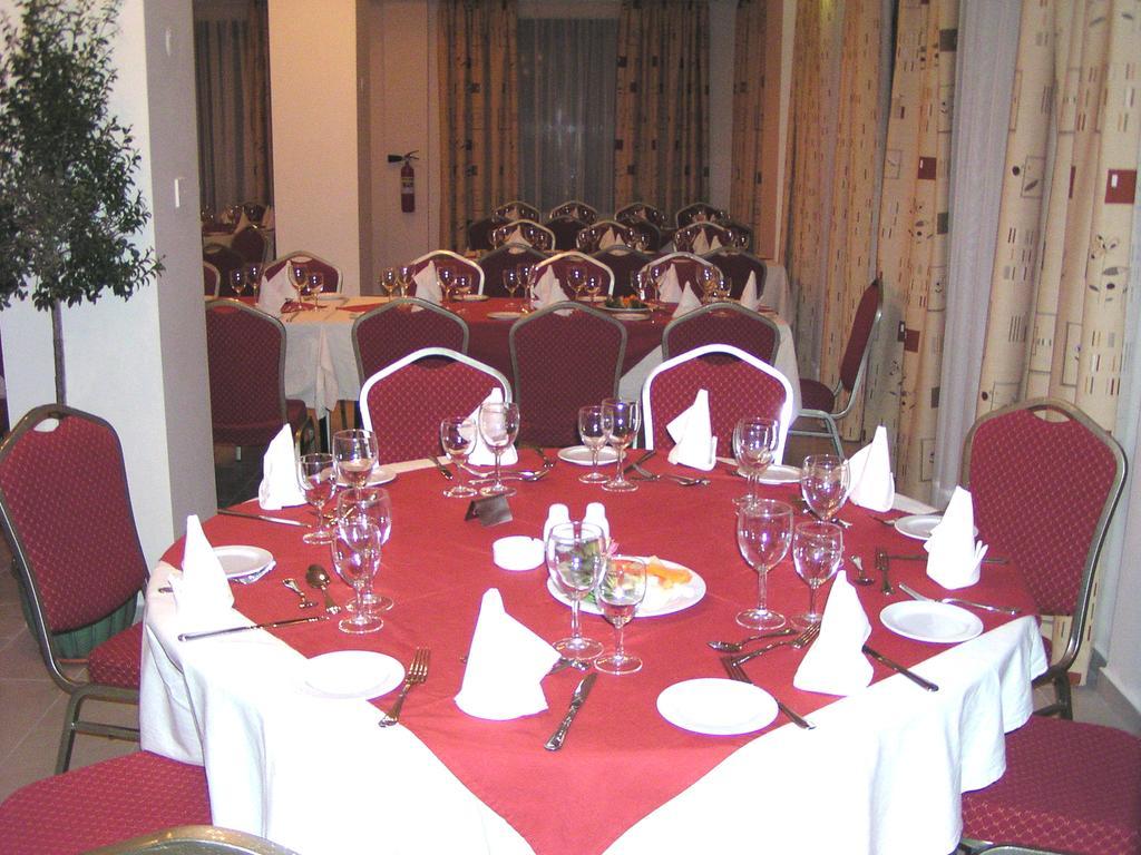 Crown Inn Hotel Nikozja Zewnętrze zdjęcie