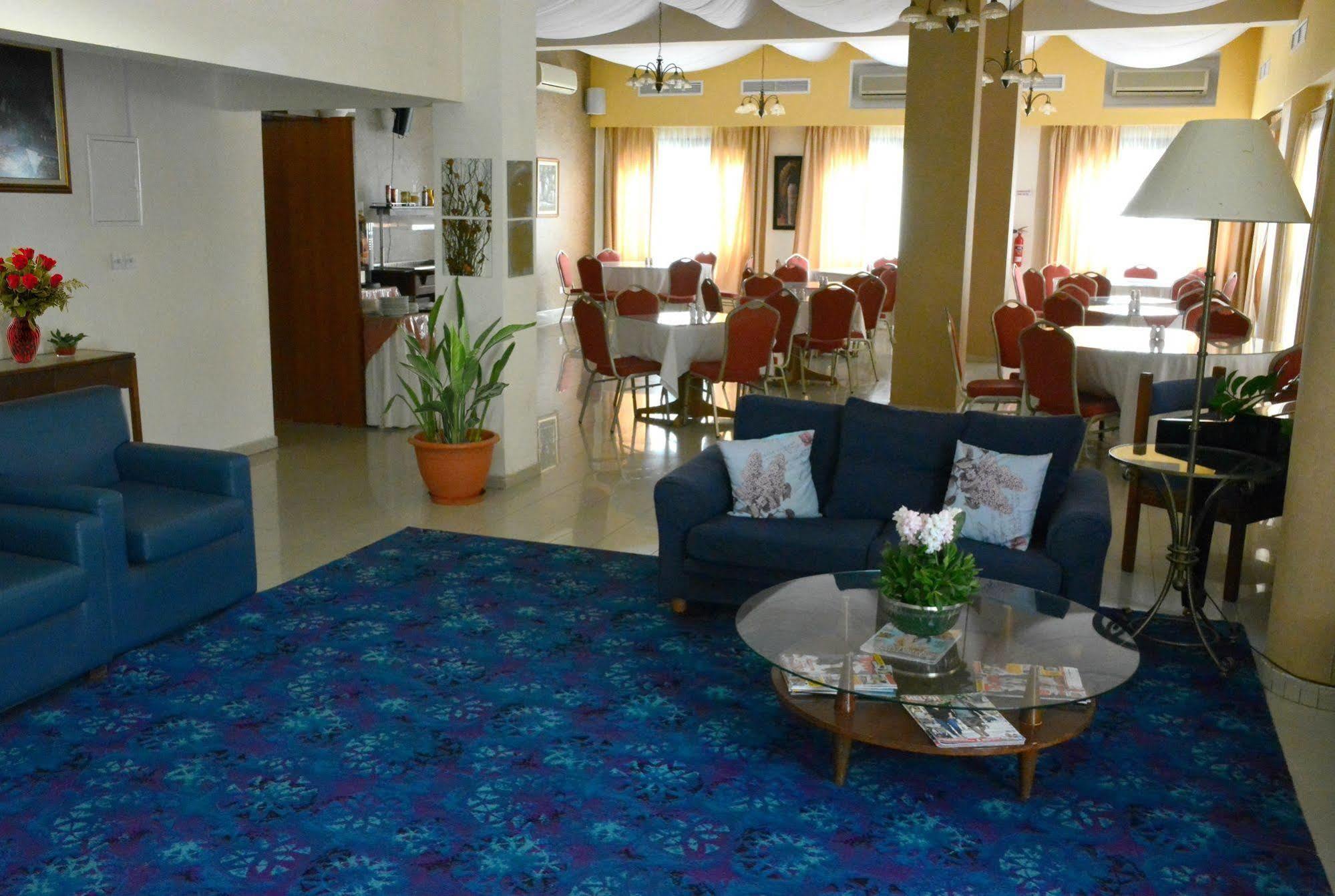 Crown Inn Hotel Nikozja Zewnętrze zdjęcie