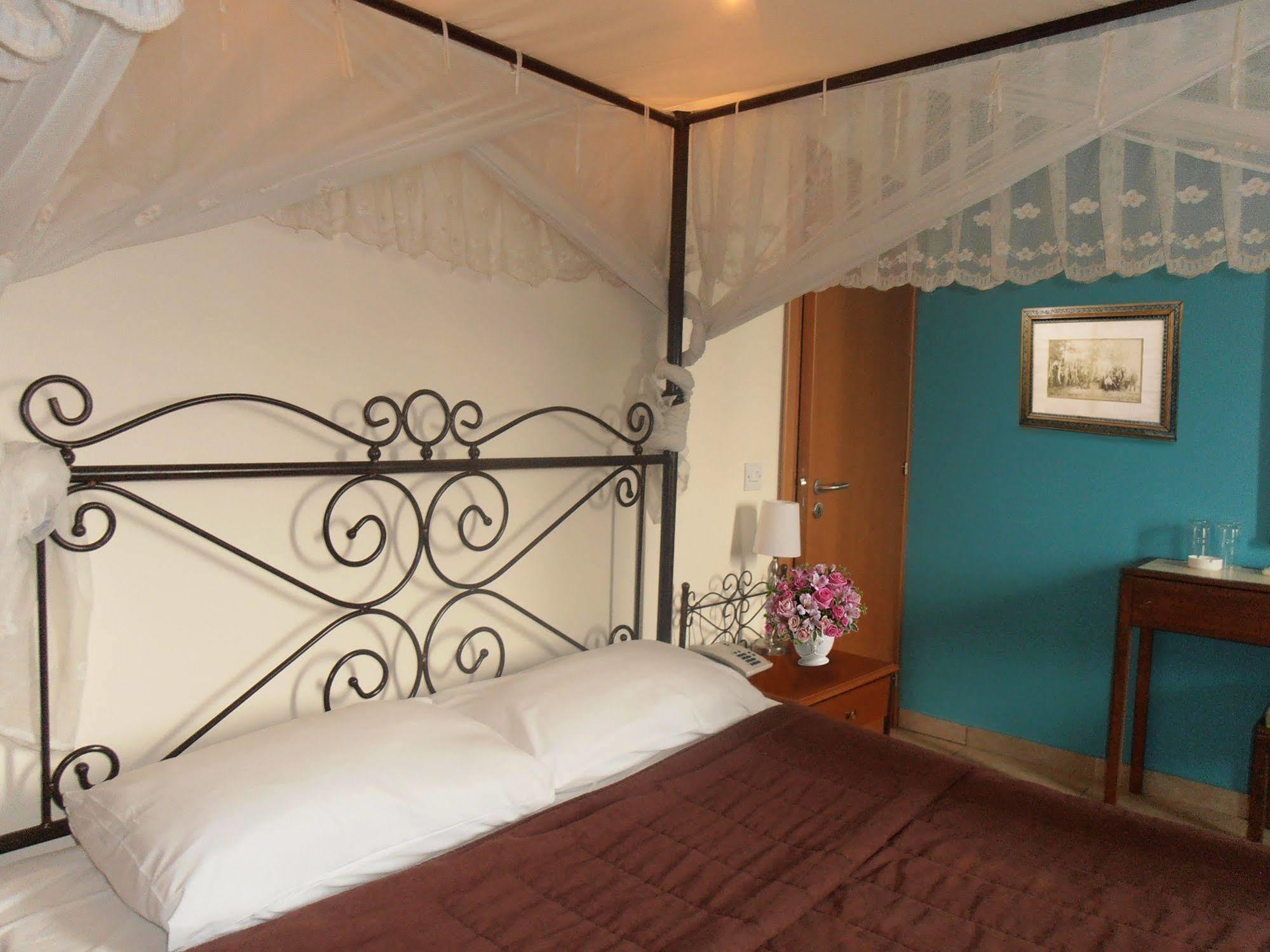 Crown Inn Hotel Nikozja Zewnętrze zdjęcie