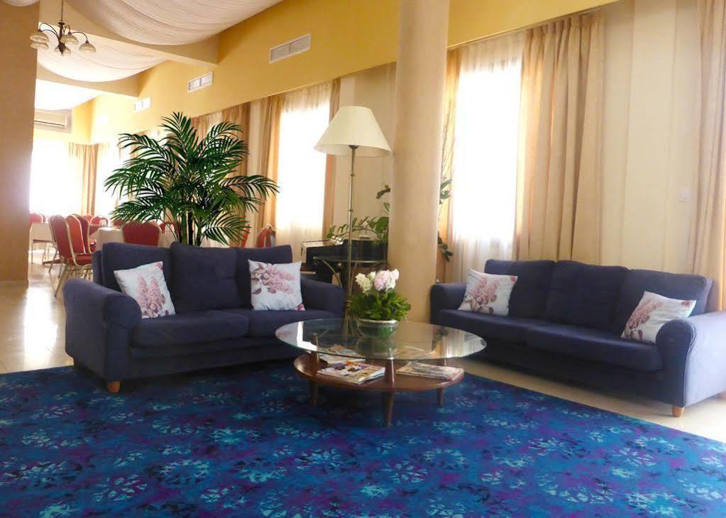 Crown Inn Hotel Nikozja Zewnętrze zdjęcie