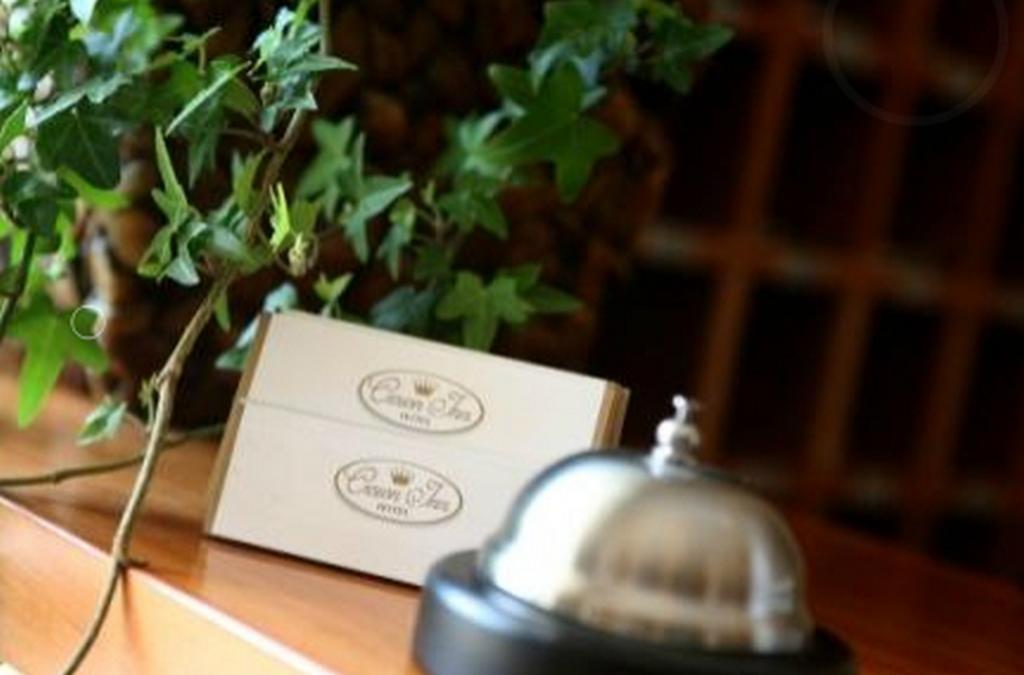 Crown Inn Hotel Nikozja Zewnętrze zdjęcie